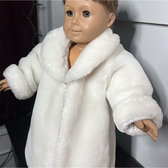 Vintage 1996 Fibrecraft Materials American Girl Doll Size 18” Faux Fur Coat - Picture 9 of 16